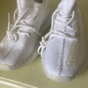 Women 7 1/2 Yeezys